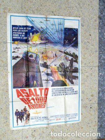 Thematische Medaillen: antiguo afiche cine asalto de 1000 aviones 1969