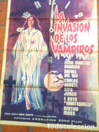Medalhas tem&aacute;ticas: afiche de cine la invasion de los vampiros n77