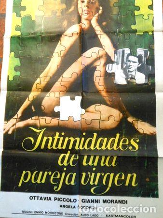 Medaglie tematiche: afiche de cine intimidades de una pareja virgen cod 198