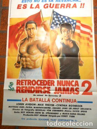 Medalhas tem&aacute;ticas: afiche de cine retroceder nunca rendirse jamas 2 cod 333
