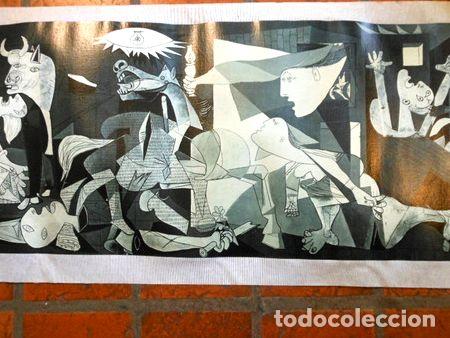 Medalhas tem&aacute;ticas: oleografia picasso guernica medidas 100x53cm