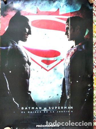 M&eacute;dailles th&eacute;matiques: afiche batman vs superman original cine detalle