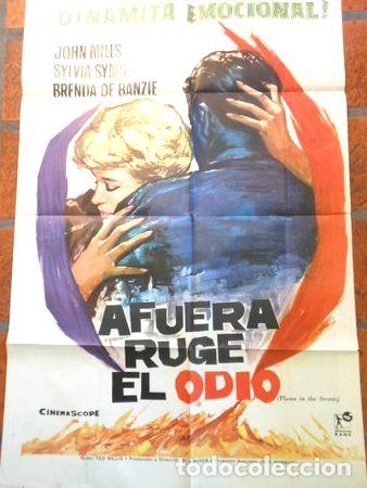 Thematische Medaillen: afiche de cine afuera ruge el odio cod 165