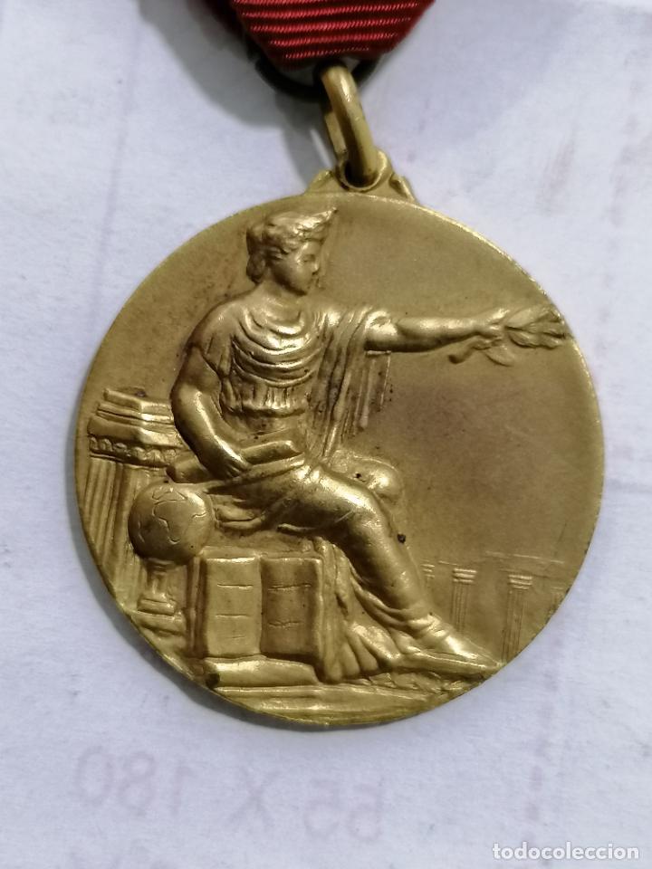 Medallas tem&aacute;ticas: MEDALLA DORADA, CURSO 1961-62, 36 MM - Foto 1