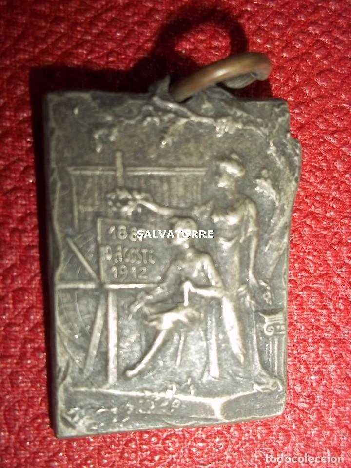 Medallas tem&aacute;ticas: MEDALLA ARGENTINA.1887.10 AGOSTO 1912.LABOR OMNIA VINCIT.HOMENAJE ESCUELA NORMAL.ANIVERSARIO GOYA