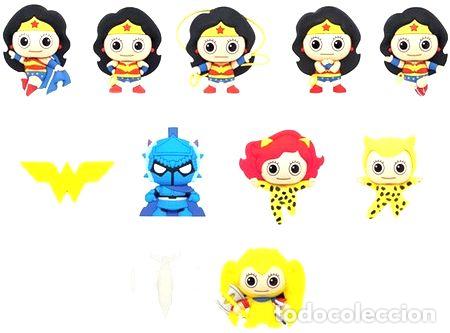Medalhas tem&aacute;ticas: llavero sorpresa wonder woman clasico 1 monogram proxyworld