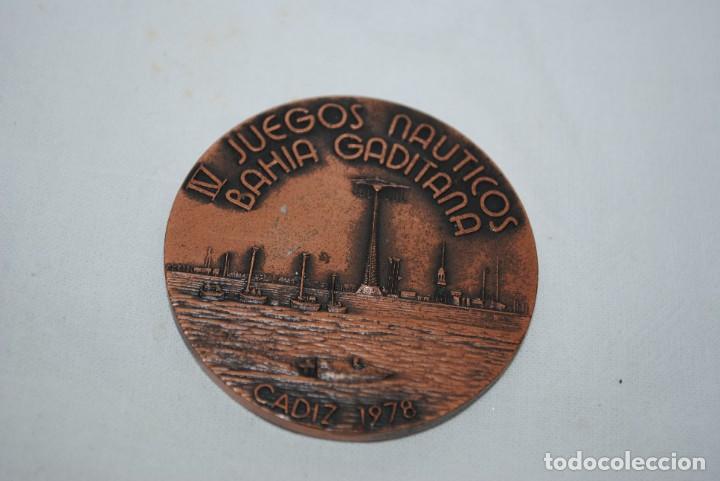 Medaglie tematiche: JUEGOS NAUTICOS DE LA BAHIA DE CADIZ . 1978 .