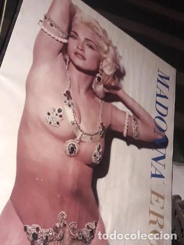 Thematische Medaillen: afiche madonna gigante
