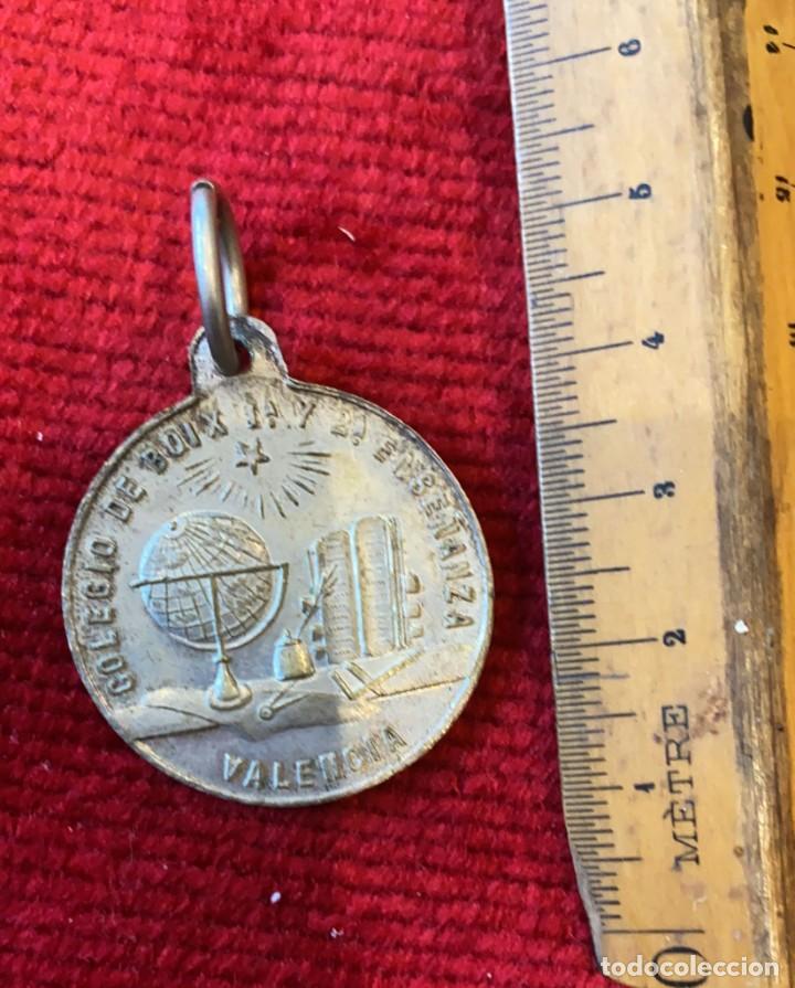 M&eacute;dailles th&eacute;matiques: MEDALLA DEL COLEGIO DE BOIX DE 1 y 2 ENSE&Ntilde;ANZA DE VALENCIA PREMIO AL MERITO ESCOLAR