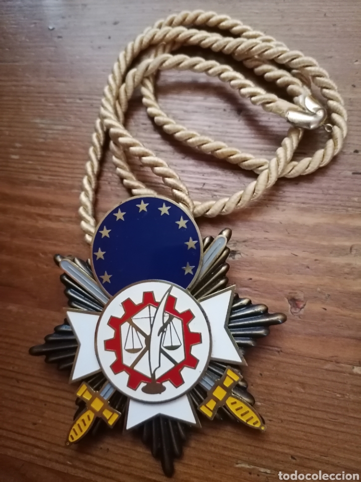 Medallas tem&aacute;ticas: Gran medalla, a identificar - Foto 3