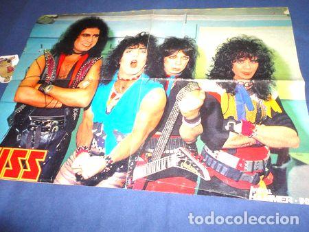 M&eacute;dailles th&eacute;matiques: kiss lick it up poster40 cm x 56 cm