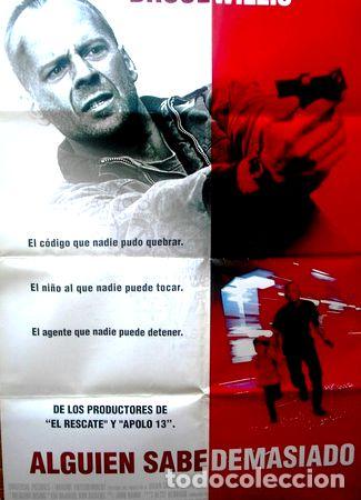M&eacute;dailles th&eacute;matiques: afiche original de la pelicula alguien sabe demasiado