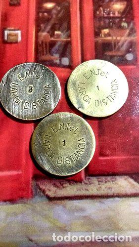 M&eacute;dailles th&eacute;matiques: cospeles larga distancia entel vintage x 3