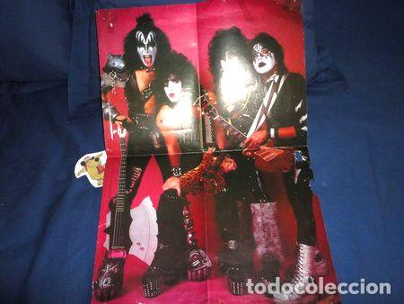 Medallas tem&aacute;ticas: kiss poster de 54cm de alto x 37 cm de ancho