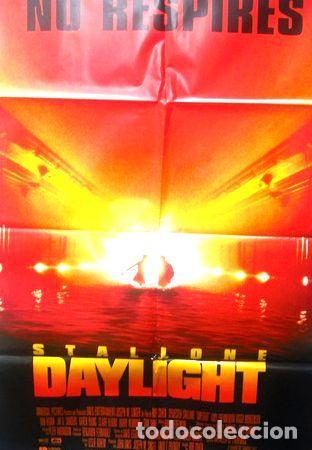M&eacute;dailles th&eacute;matiques: afiche original de la pelicula daylight no respires