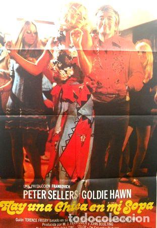 M&eacute;dailles th&eacute;matiques: afiche original de la pelicula hay una chica en mi sopa