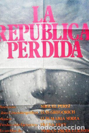 Medallas tem&aacute;ticas: afiche original de la pelicula la republica perdida - Foto 1