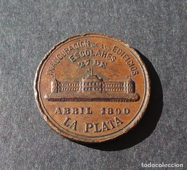 Medallas tem&aacute;ticas: MEDALLA INAUGURACION EDIFICIOS ESCOLARES LA PLATA 1890. - Foto 1