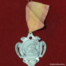 Medallas temáticas: ANTIGUA MEDALLA PESA MUY POCO PLATEADA, PREMIO A LA APLICACIÓN, AÑOS 50 60