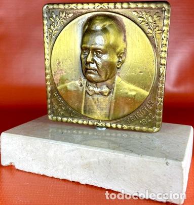 Medallas tem&aacute;ticas: antigua medalla radicalista alvear irigoyen con base