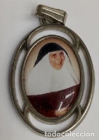 Medallas tem&aacute;ticas: MEDALLA SOR ANGELA DE LA CRUZ MEDALLA-798
