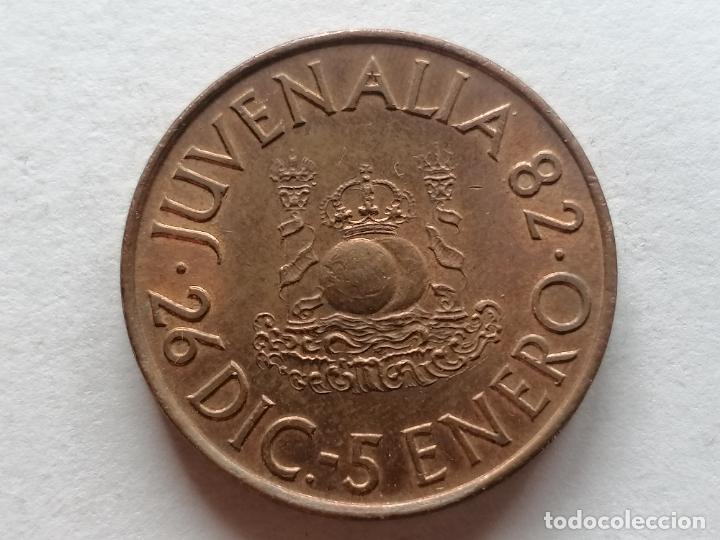 Medallas tem&aacute;ticas: MEDALLA JUVENALIA 1982, FABRICA NACIONAL DE MONEDA Y TIMBRE, DIAMETRO 3 CM