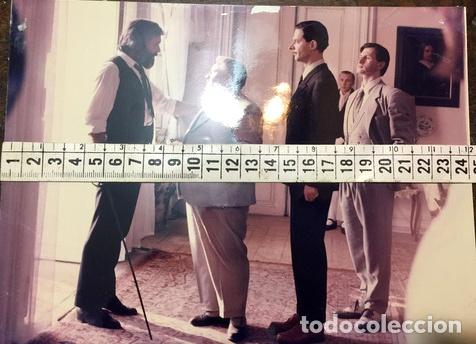 Thematische Medaillen: posters the end of the old times jiri menzel checoslovakia