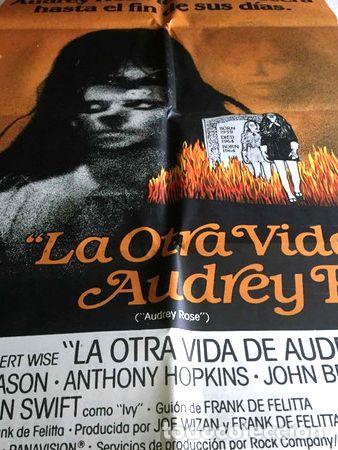 Medallas tem&aacute;ticas: poster la otra vida de audrey rose con antony hopkins orig