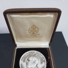 Medallas temáticas: MEDALLON PLATA FRANCISCO LLORENS DIPUTACION CORUÑA. Lote 341028718