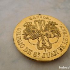 Medallas temáticas: MEDALLA DE BRONCE DORADO COLEGIO DE SAN JUAN DE LETRAN MANILA. Lote 342724043