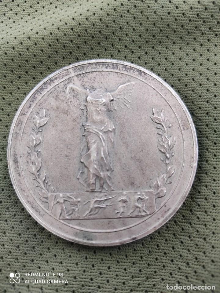 Medallas tem&aacute;ticas: Medalla Obra Cindical Educacio y Descanso - Foto 3