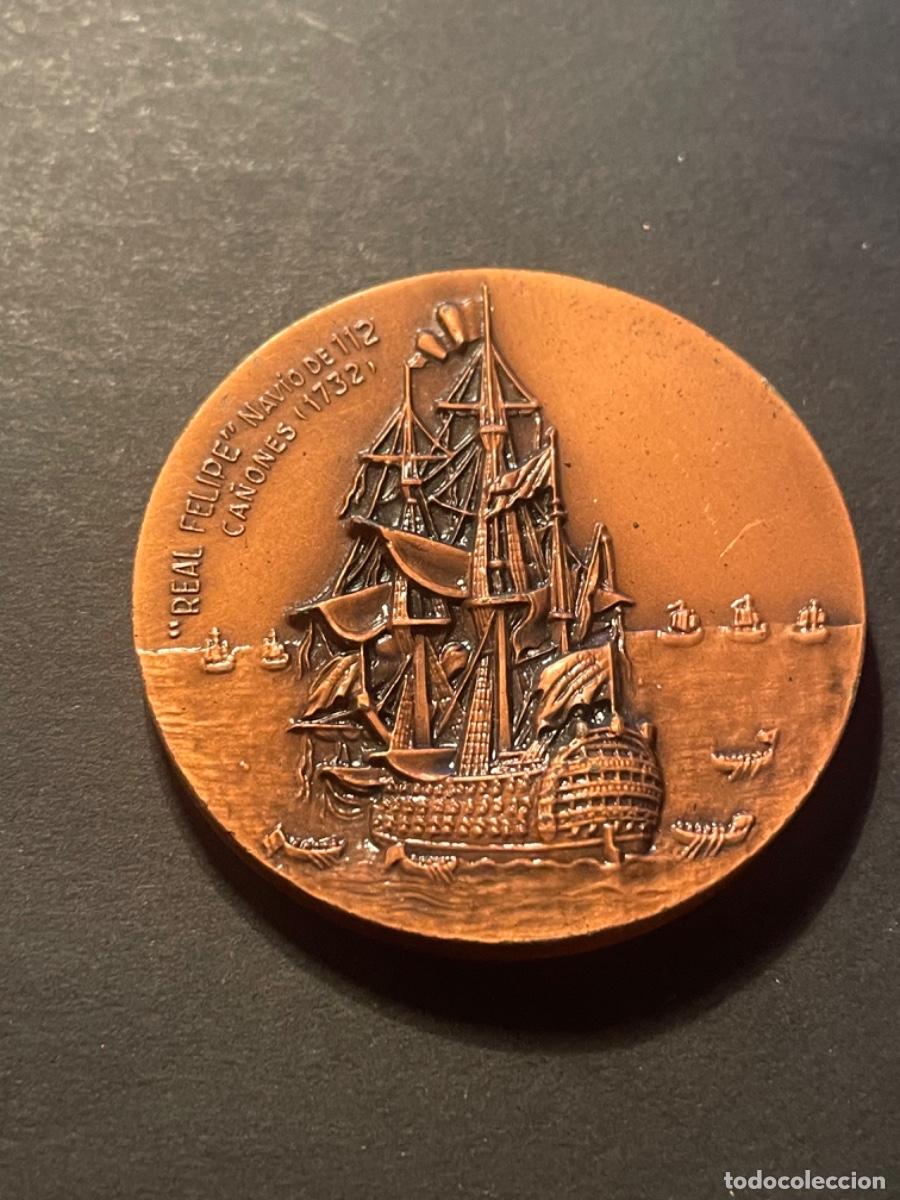 M&eacute;dailles th&eacute;matiques: MEDADALLA CONMEMORATIVA ''REAL FELIPE''NAVIO DE 112CA&Ntilde;ONES 1732 - X SALON NAUTICO INTERNACIONAL BARC