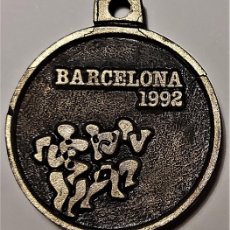 Medallas temáticas: MEDALLA OLIMPIADA BARCELONA 1992 - 4 CM. DE DIAMETRO - AJUMT. BARCELONA