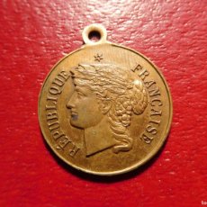 Medallas temáticas: MEDALLA FRANCESA SOUVENIR DE LA GRAN FETE NATIONALE 1906. Lote 400835639