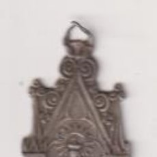 Medallas temáticas: ANTIGUA MEDALLA (PLATA-4 CMS.) VIRGEN DEL PIÑAR. R/ GRABADO: MAGDALENA. Lote 400901589