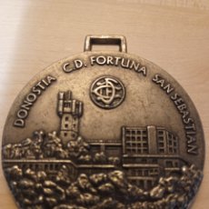 Medallas temáticas: MEDALLA C.D. FORTUNA SAN SEBASTIAN. Lote 403305309