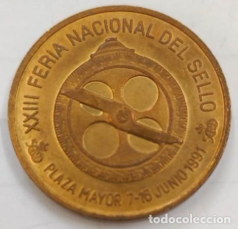 Medalhas tem&aacute;ticas: MEDALLA DORADA FERIA NACIONAL DEL SELLO MEDALLA-989