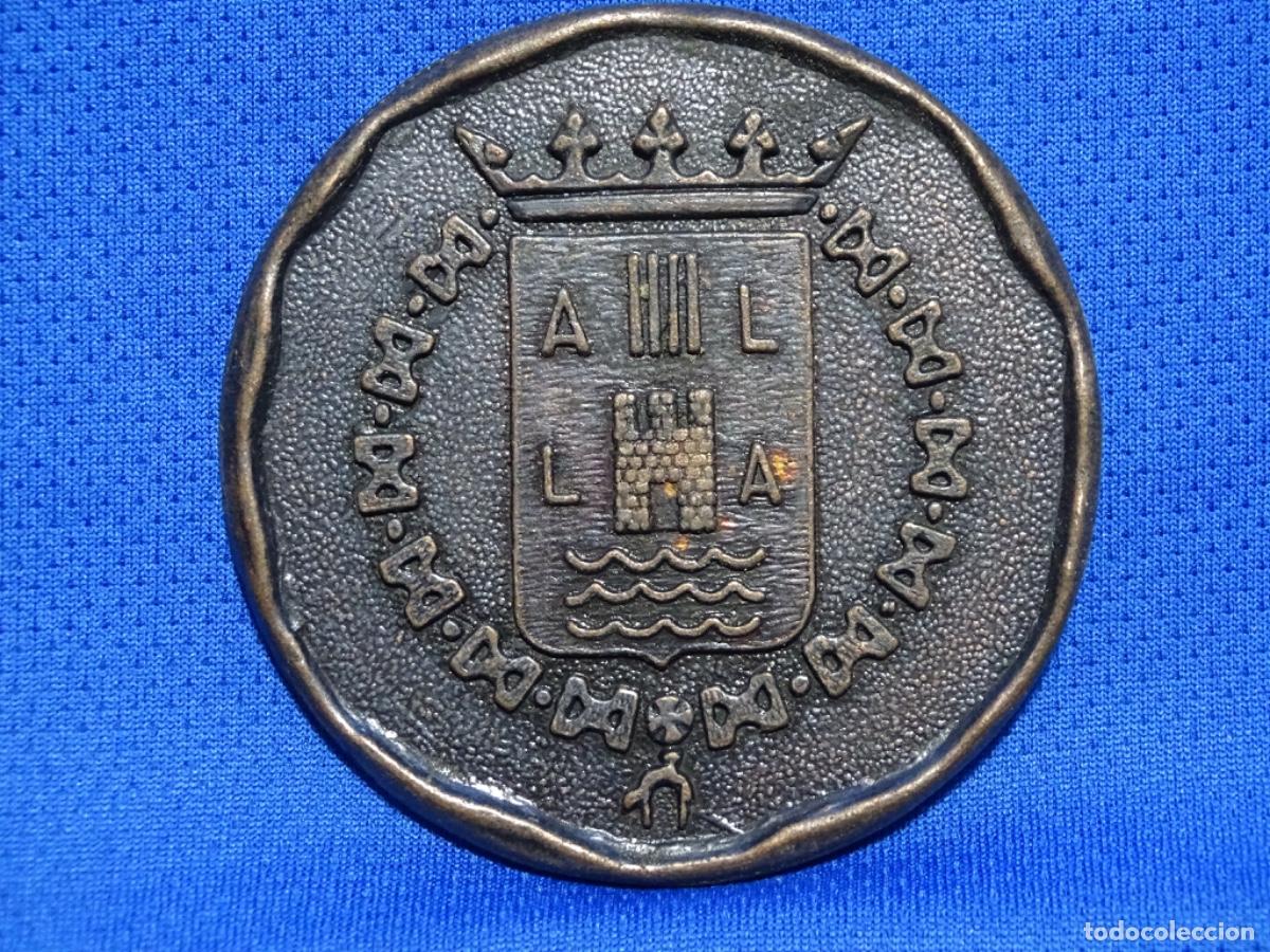 Medallas tem&aacute;ticas: MEDALLA METAL INAUGURACI&Oacute;N SEDE CENTRAL BANCO DE ALICANTE 1972. DI&Aacute;METRO 63 MM.