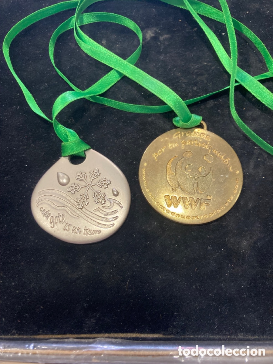 Medallas tem&aacute;ticas: Lote de 2 medallas WWF - Foto 1