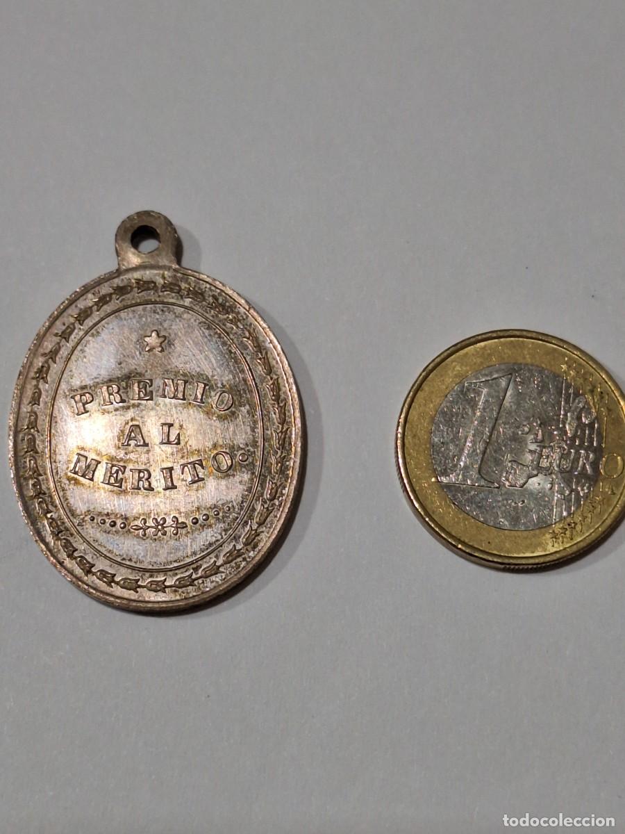 Medallas tem&aacute;ticas: Medalla Premio al m&eacute;rito . - Foto 2