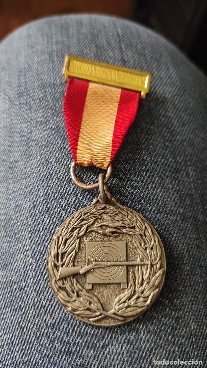 Medallas tem&aacute;ticas: Medalla tiro . 1972 - Foto 2