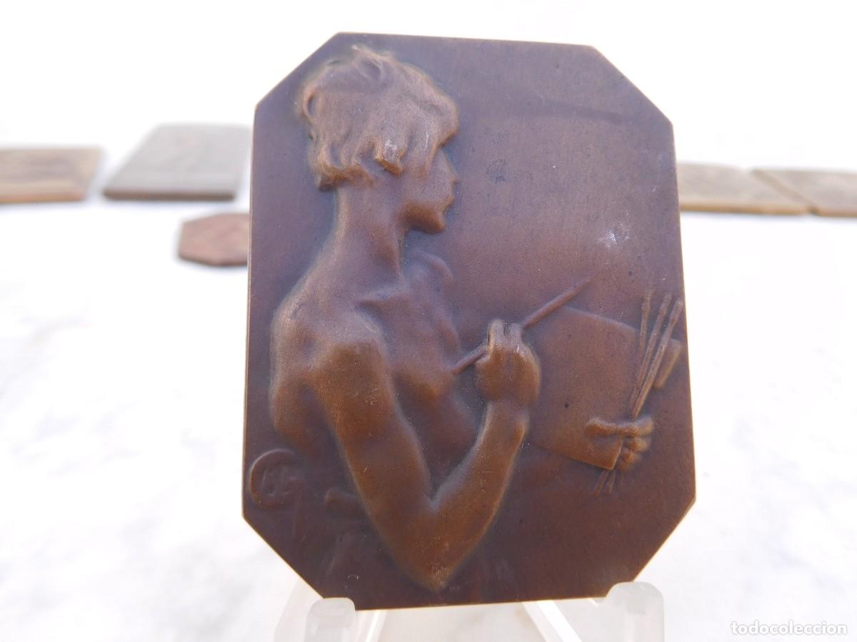 Medallas tem&aacute;ticas: Medalla de bronce antigua pintor - Foto 2