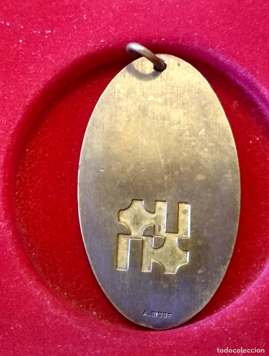 Medallas tem&aacute;ticas: MEDALLA ESTILO MODERNISTA - Foto 2