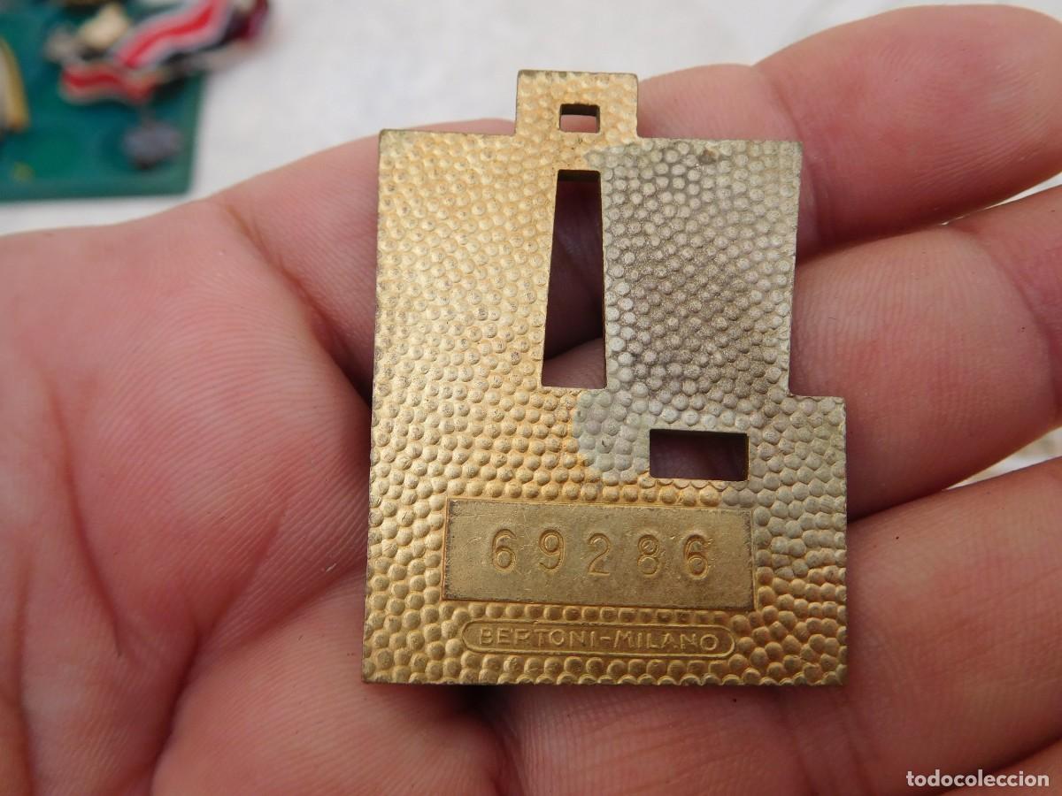 Medallas tem&aacute;ticas: Medalla de bronce y esmalte feria de Milan 1962 numerada - Foto 2