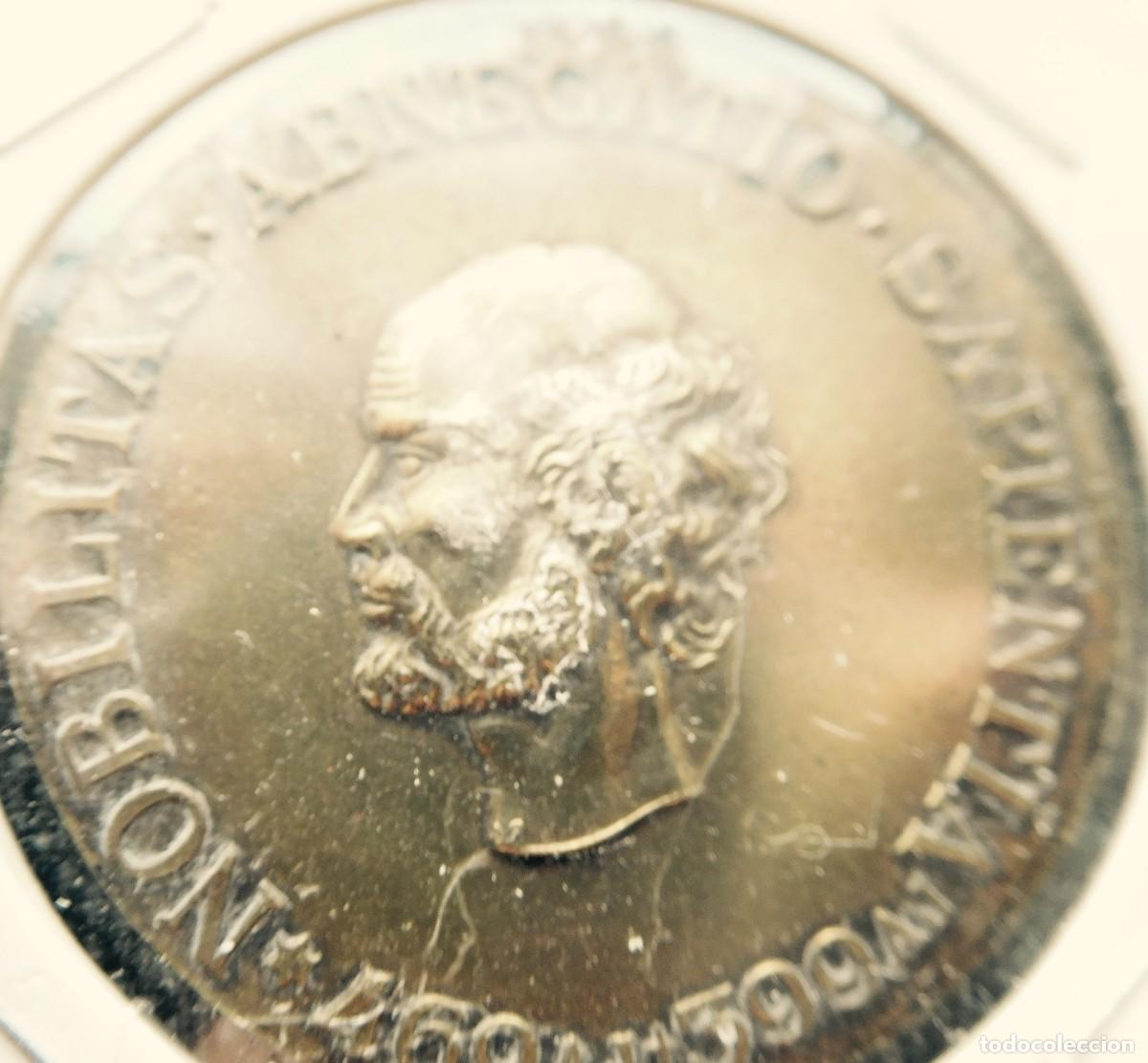 Medallas tem&aacute;ticas: Medalla de 1896, obsequio de Roche, en cobre - Foto 1