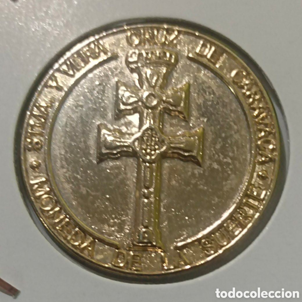 Medallas tem&aacute;ticas: Cruz Caravaca Token suerte - Foto 1