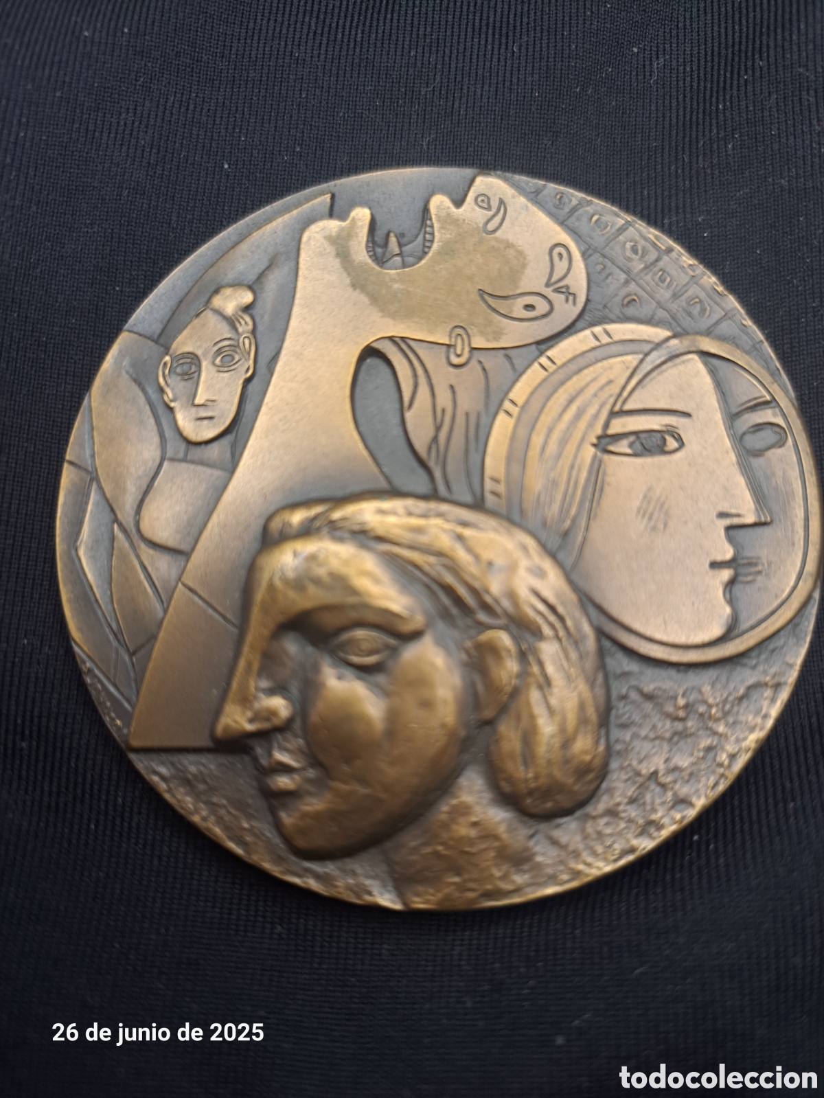 Medallas tem&aacute;ticas: Medalla de bronce de Picasso 1973. E.Jones - Foto 1