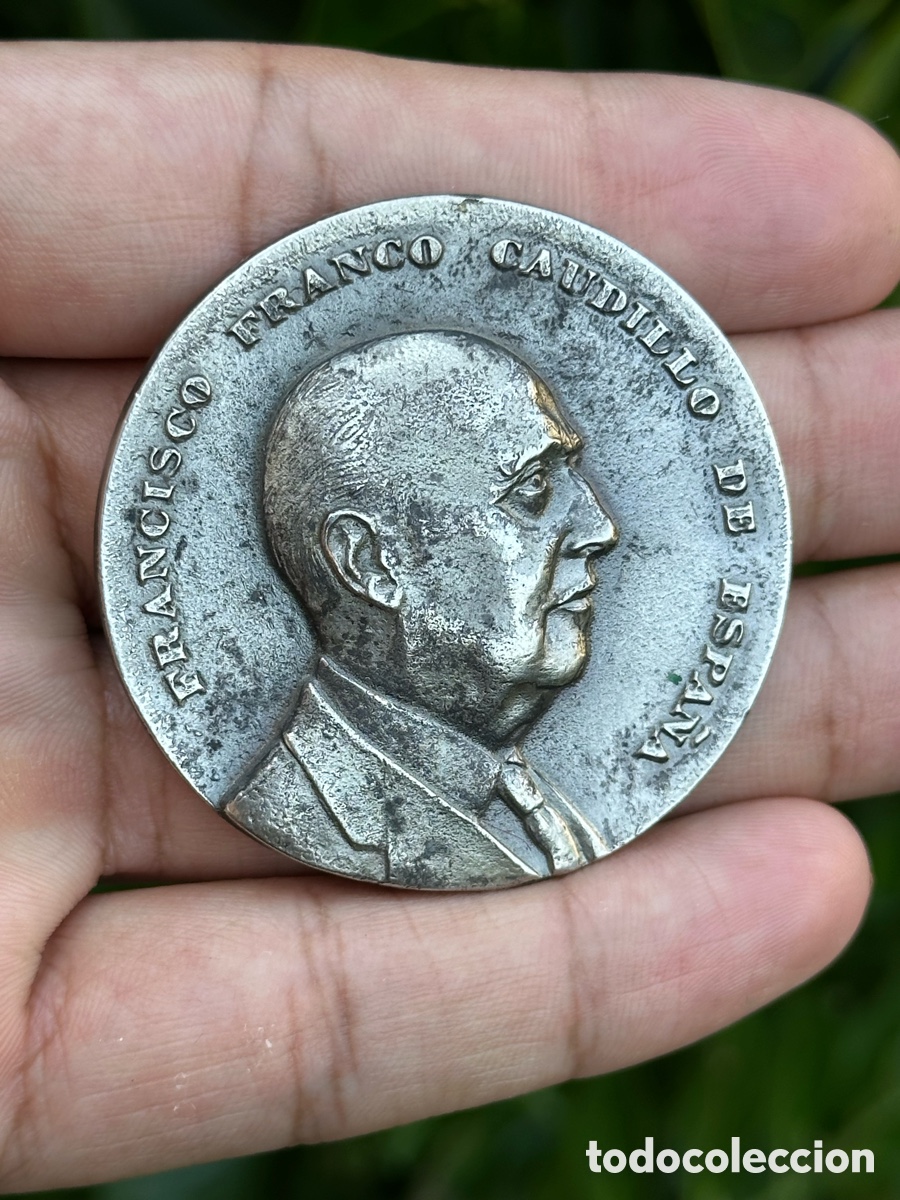Medallas tem&aacute;ticas: MEDALLA RECUERDO VISITA DE FRANCO A MARTORELL 1966