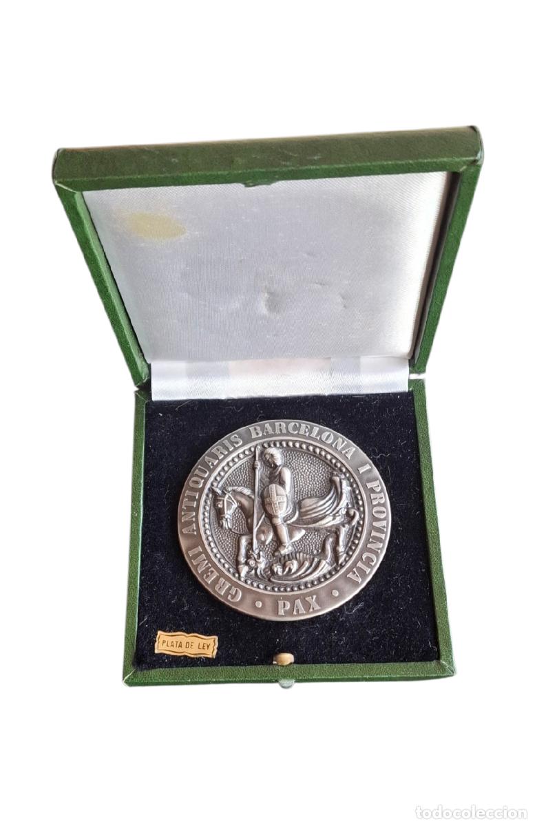 Medallas tem&aacute;ticas: (MEDN-260401)MEDALLA EN PLATA DE LEY,I EXPOSICI&Oacute;N DE ANTICUARIOS EN BARCELONA 1975 GREMI DANTIQUARIS