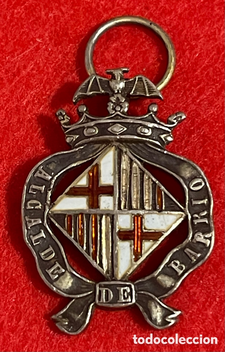 Medallas tem&aacute;ticas: Antigua medalla de Barcelona, de alcalde, de barrio, en Plata, de ley y esmaltes.